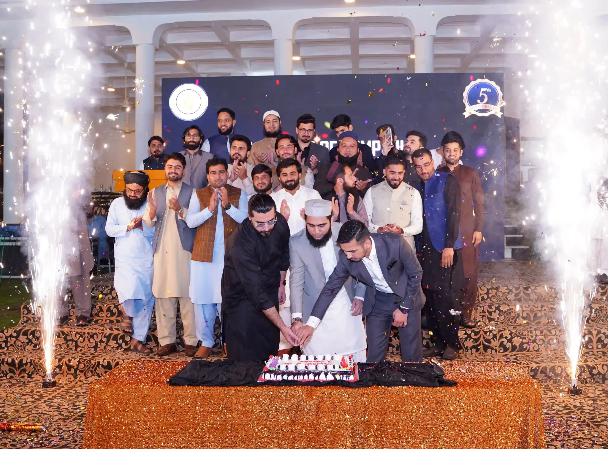 card-img